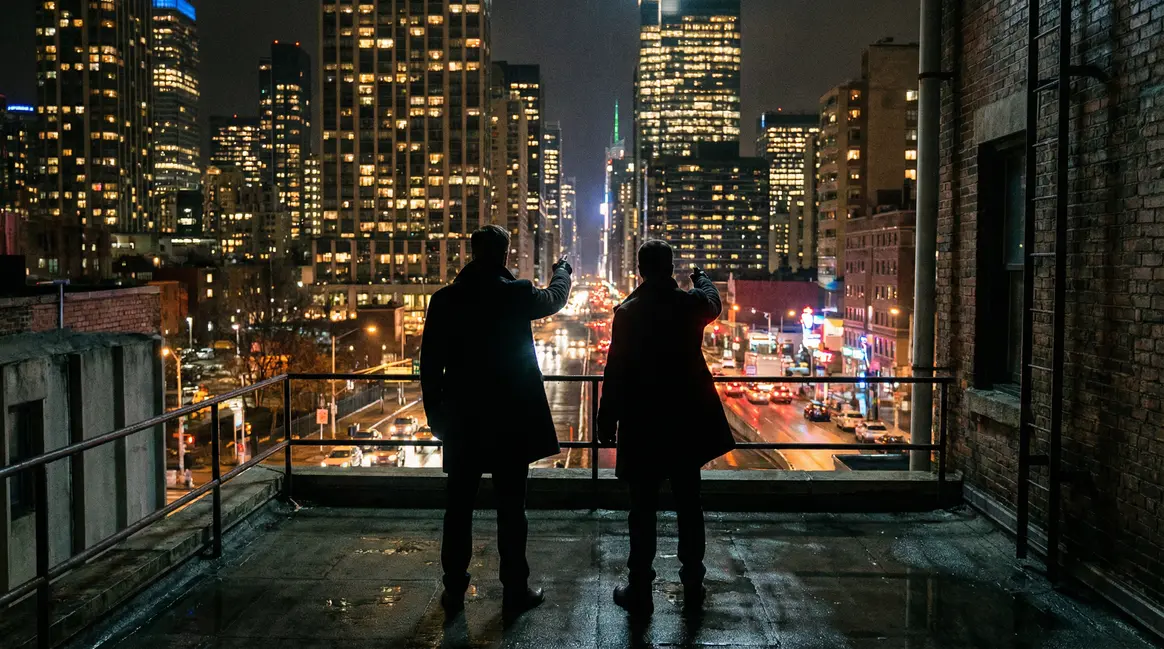 vue nocturne ville animée gta 6 silhouettes